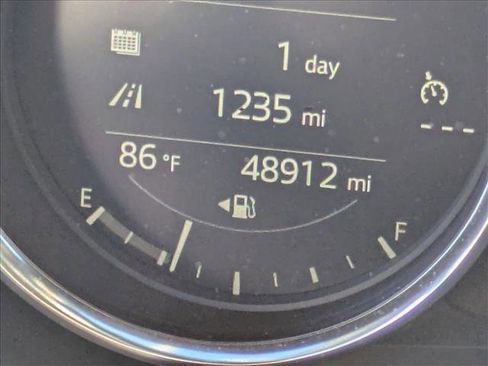 Used 2021 MAZDA MX-5 Miata RF Grand Touring image 9