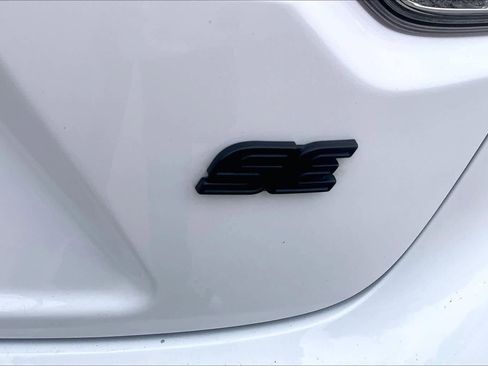 Used 2026 Toyota Corolla SE FWD image 10