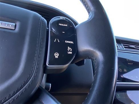 Used 2018 Land Rover Range Rover HSE image 9