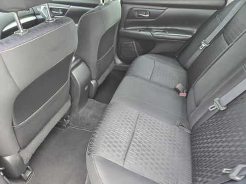 Used 2018 Nissan Altima 2.5 S w/ S Convenience Package FWD image 9