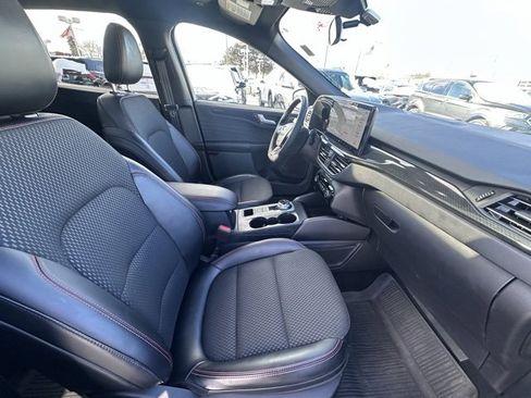 Used 2023 Ford Escape ST-Line Select w/ Tech Pack #2 image 16