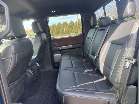 Used 2022 Ford F150 Lariat w/ Equipment Group 502A High image 18