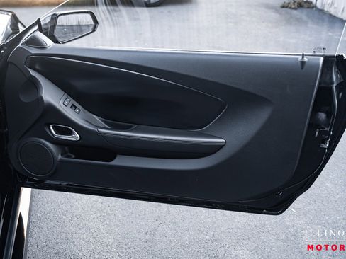 Used 2015 Chevrolet Camaro Z/28 image 32