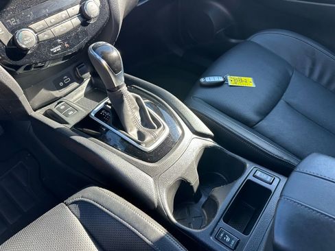 Used 2021 Nissan Rogue Sport SL w/ Premium Package image 32