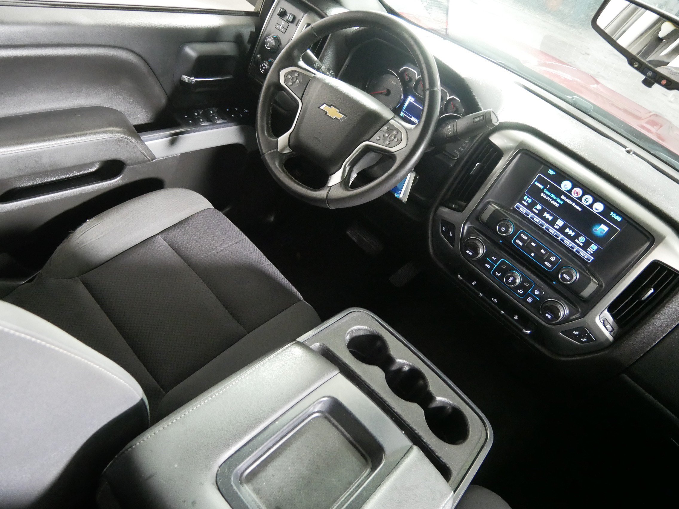 Used 2019 Chevrolet Silverado 1500 LT w/ All Star Edition AWD/4WD image 9