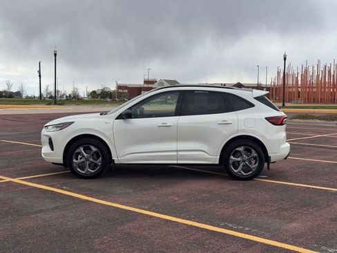 Used 2024 Ford Escape ST-Line w/ Tech Pack #1 AWD/4WD image 35