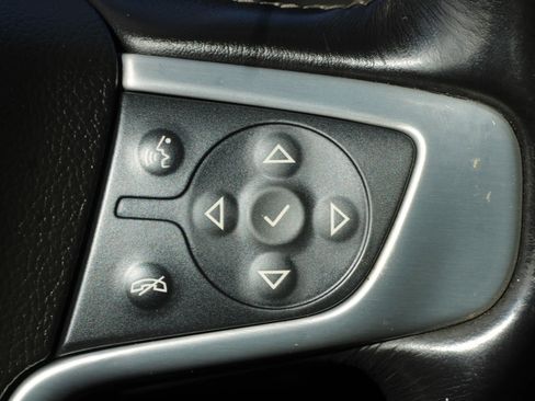 Used 2020 GMC Yukon XL SLT image 17