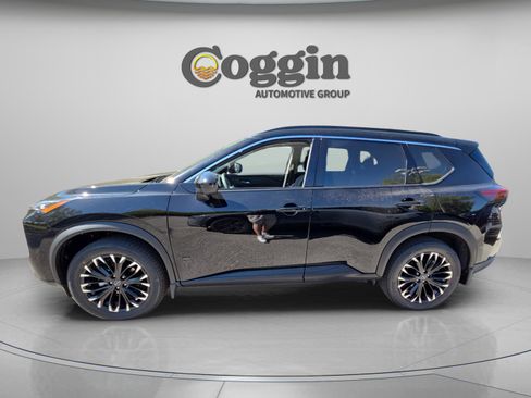 New 2026 Nissan Rogue SV FWD image 2
