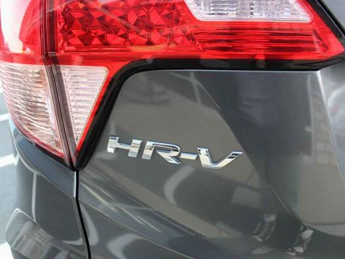 Used 2016 Honda HR-V LX image 6