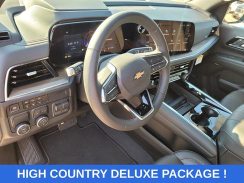 New 2026 Chevrolet Suburban High Country RWD image 18