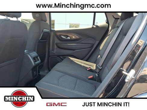 Certified 2021 GMC Terrain SLE w/ Driver Convenience Package AWD/4WD image 10