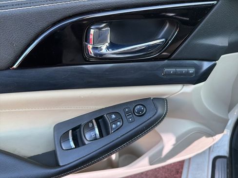 Used 2022 Nissan Maxima Platinum w/ Sport Mat Group image 10