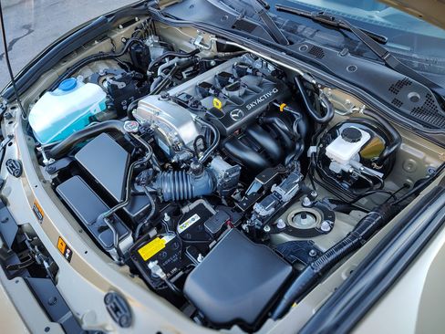 Used 2023 MAZDA MX-5 Miata Grand Touring w/ Weather Package image 52