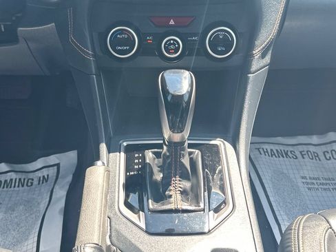 Used 2019 Subaru Crosstrek 2.0i Limited w/ Moonroof Package w/Navigation AWD/4WD image 30