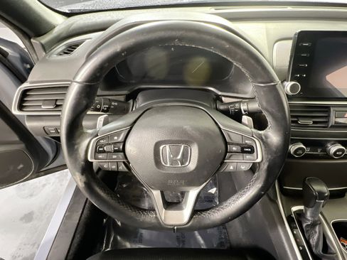 Used 2022 Honda Accord Sport image 11