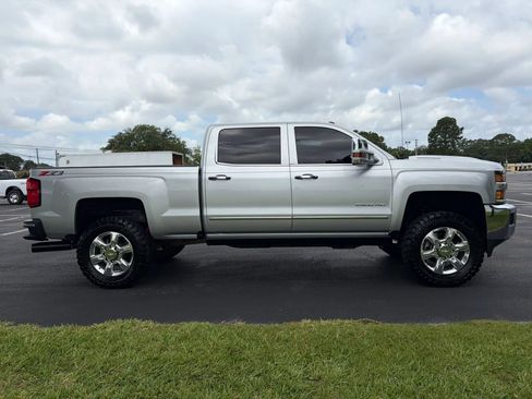 Used 2018 Chevrolet Silverado 2500 LTZ w/ Duramax Plus Package AWD/4WD image 5