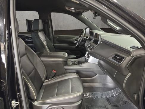 Used 2023 GMC Yukon SLT w/ SLT Luxury Package AWD/4WD image 19