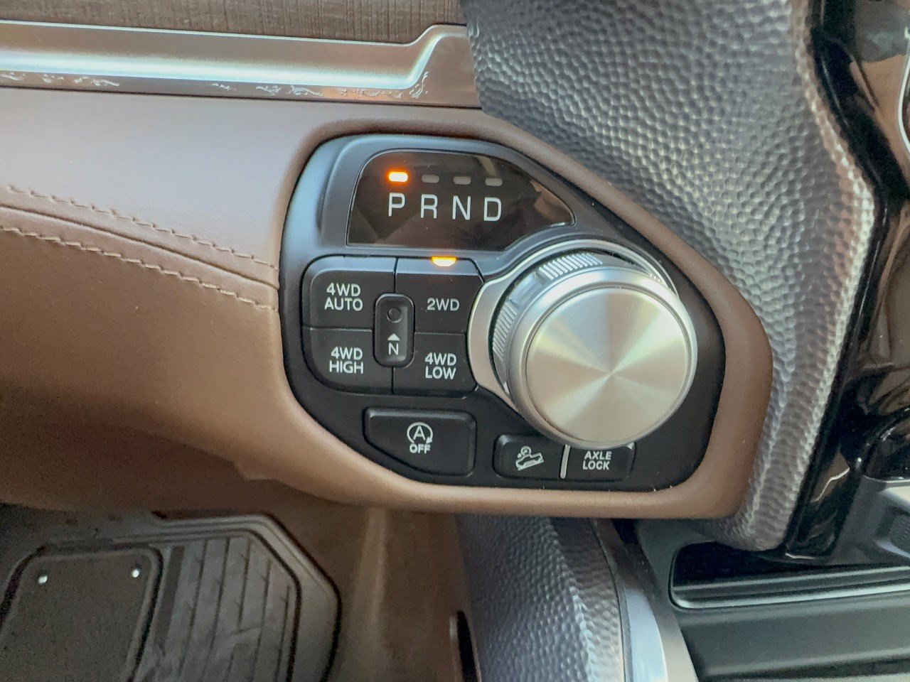 Used 2021 RAM 1500 Limited AWD/4WD image 21