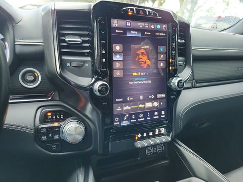 Used 2024 RAM 1500 Limited AWD/4WD image 23