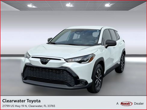 Used 2024 Toyota Corolla Cross AWD Hybrid image 1