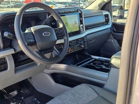 Used 2023 Ford F250 XLT w/ XLT Premium Package image 23