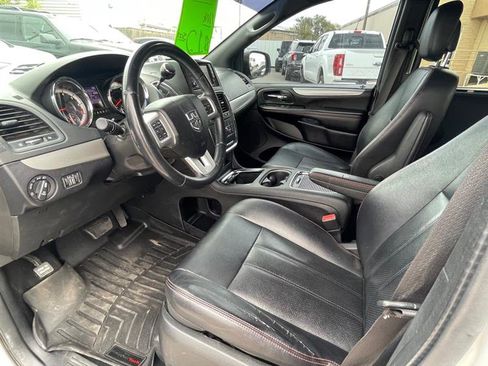 Used 2019 Dodge Grand Caravan GT image 8