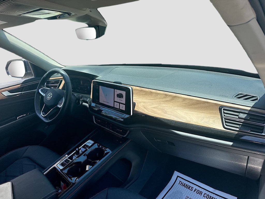 Used 2025 Volkswagen Atlas SE AWD/4WD image 33