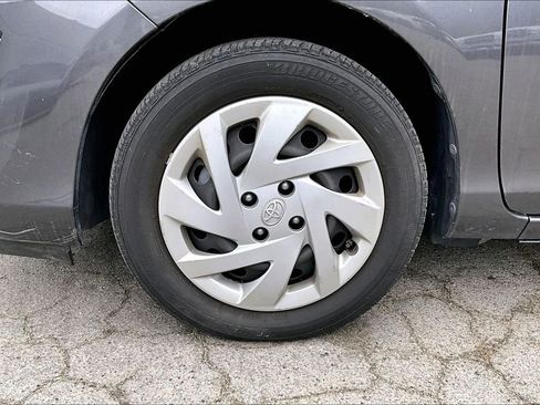 Used 2015 Toyota Prius C Two FWD image 8
