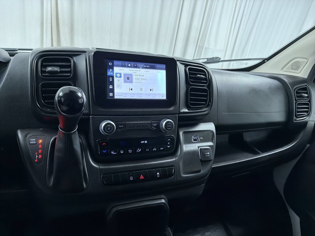 Used 2025 RAM ProMaster 2500 w/ U-Haul Equipment Group FWD image 22