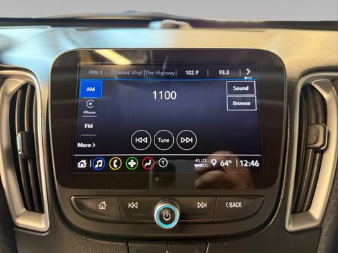 Used 2024 Chevrolet Malibu LT FWD image 15