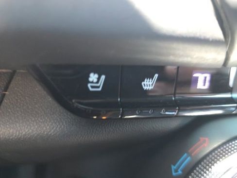 Used 2016 Chevrolet Camaro SS image 18