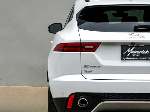 Used 2020 Jaguar E-PACE SE AWD/4WD image 46