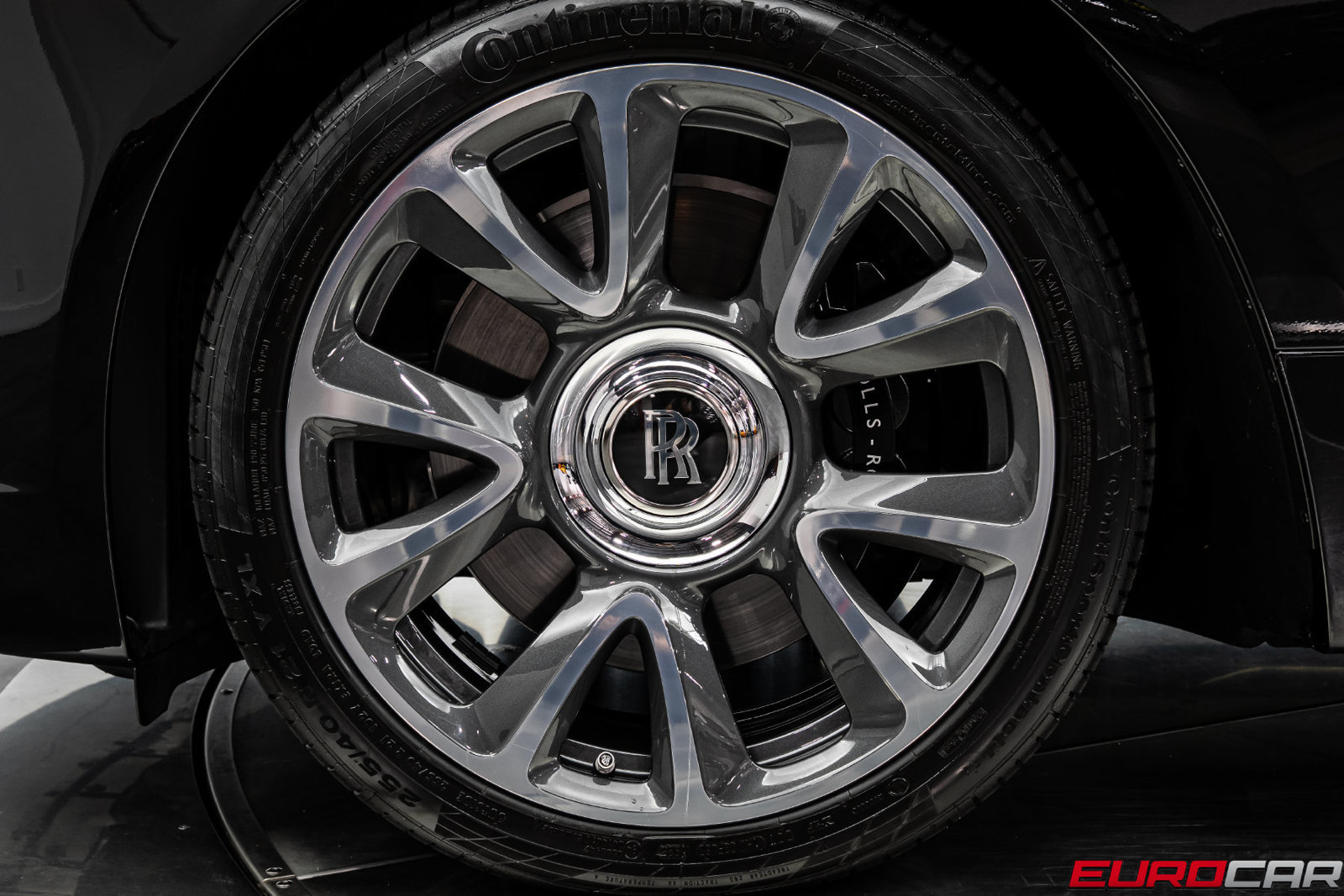 Used 2020 Rolls-Royce Wraith RWD image 22