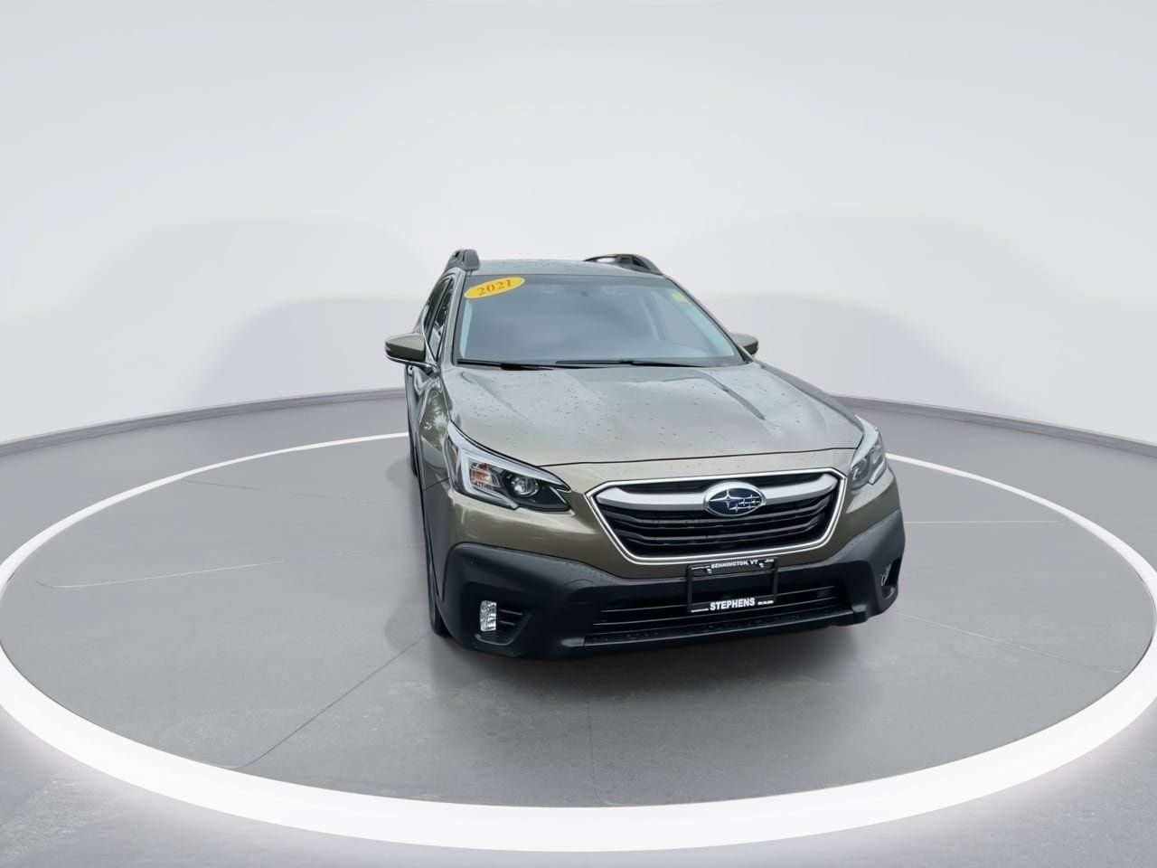 Used 2021 Subaru Outback Premium AWD/4WD image 3
