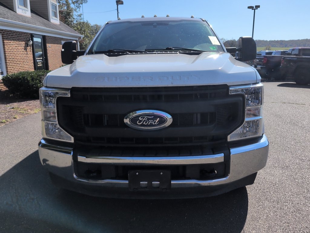 Used 2021 Ford F250 XL w/ Power Equipment Group RWD image 2