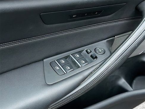 Used 2023 BMW 540i w/ M Sport Package image 18