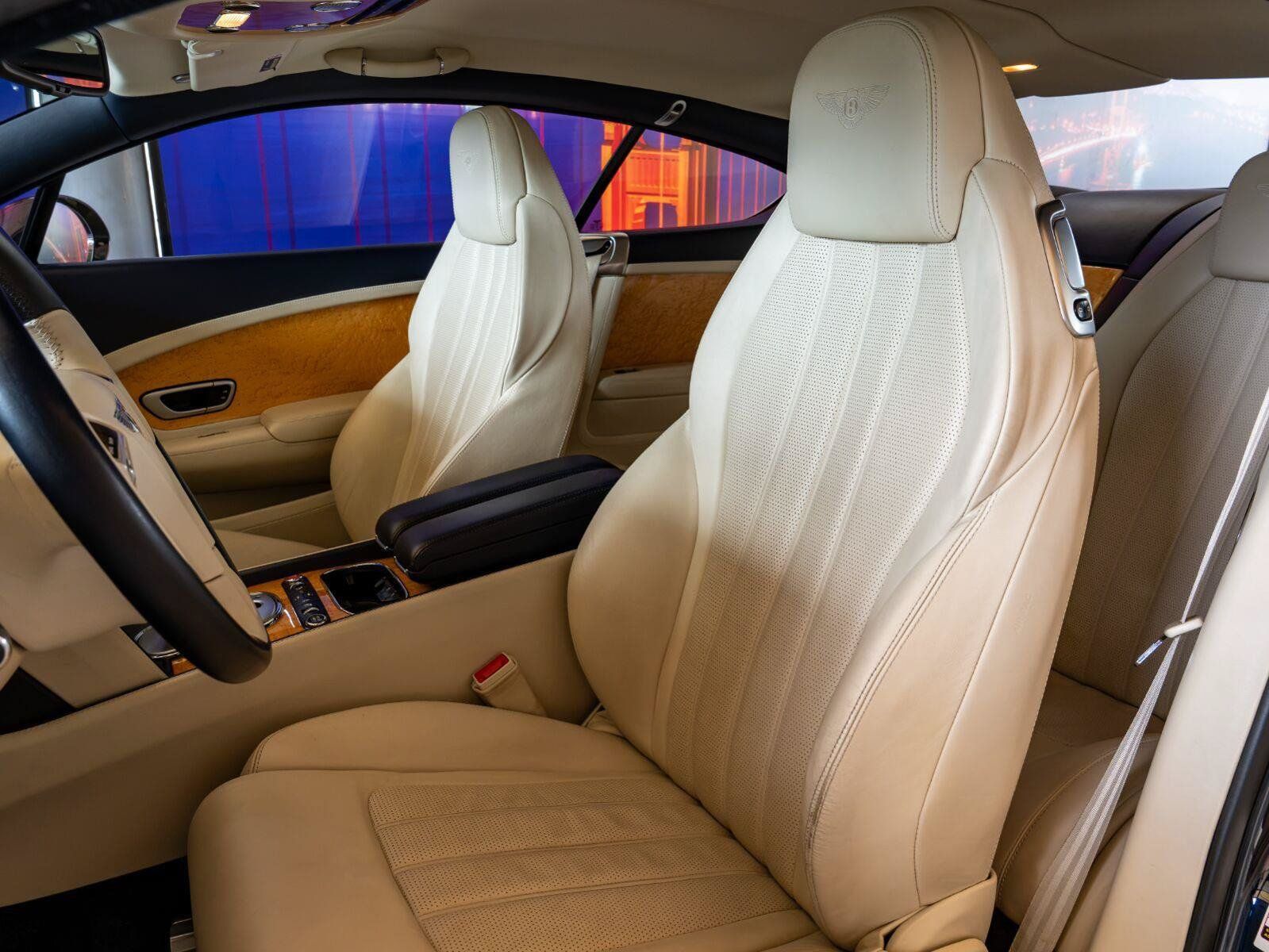 Used 2012 Bentley Continental GT AWD/4WD image 11