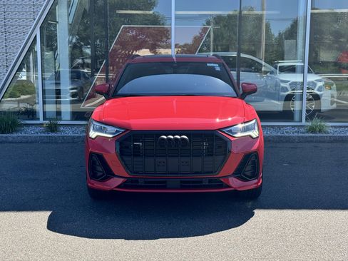 Certified 2025 Audi Q3 2.0T Premium w/ Convenience Package AWD/4WD image 6