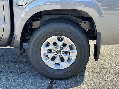 New 2026 Nissan Frontier S image 14