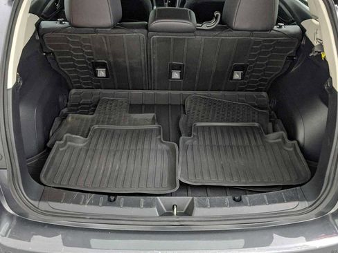 Used 2018 Subaru Impreza 2.0i Limited image 28