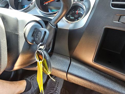 Used 2013 Chevrolet Silverado 1500 LT RWD image 38