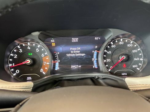 Used 2025 Jeep Compass Limited AWD/4WD image 41