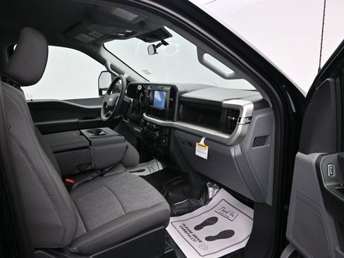 New 2025 Ford F250 XL image 10