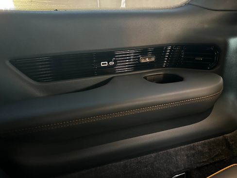 Used 2022 Jeep Grand Wagoneer Series II w/ Flexible Seating Group image 60