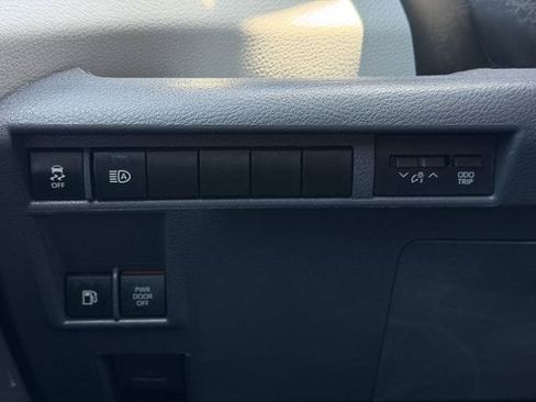 Used 2022 Toyota Sienna LE FWD image 21