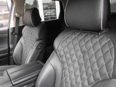 Used 2024 Genesis GV80 3.5T w/ Prestige Package image 27