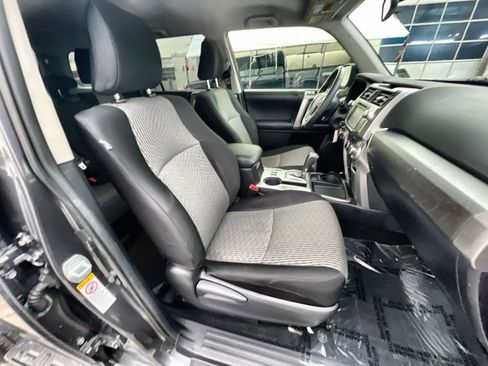 Used 2016 Toyota 4Runner SR5 image 25