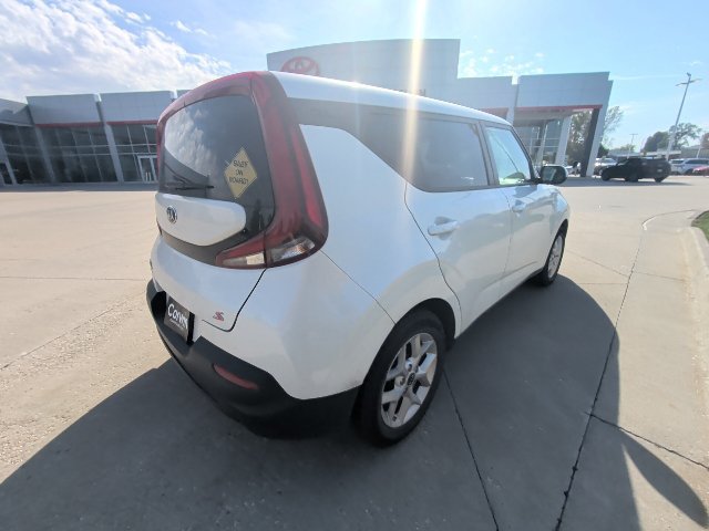 Used 2020 Kia Soul S FWD image 3