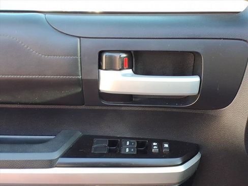 Used 2016 Toyota Tundra Limited image 19