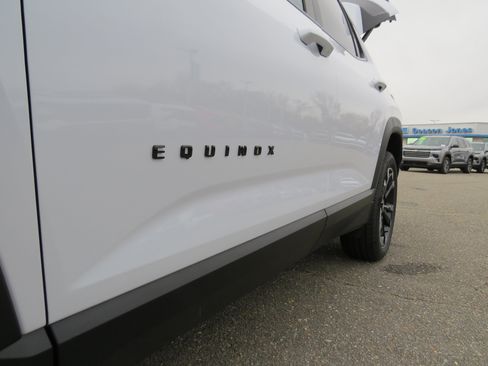 New 2026 Chevrolet Equinox RS w/ Convenience Package III image 14